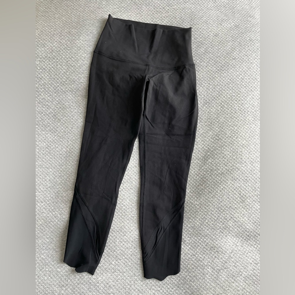 Lululemon Scalloped Wunder Under Leggings